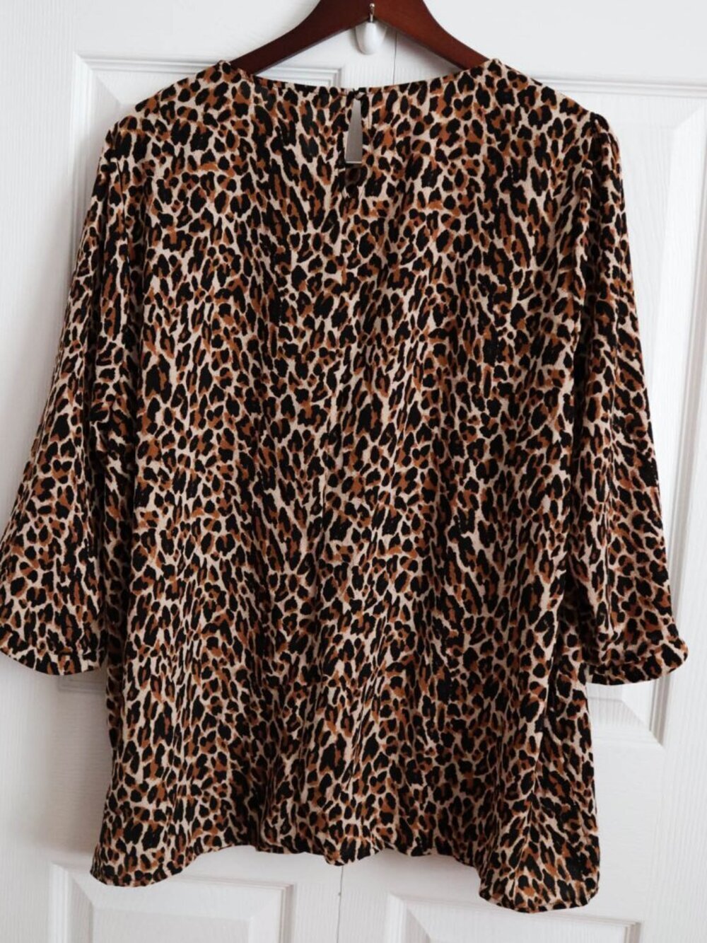 Lane Bryant Semi-Sheer Leopard Animal Print Tunic Blouse Top Plus Size 18 - Picture 7 of 9